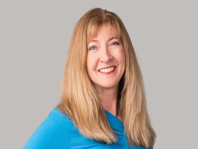 Tammy Jones headshot