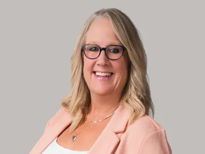 Cindy Murdock headshot